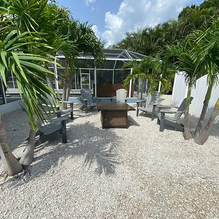 Phillipi Creek House With Boat Dock And Pool Villa